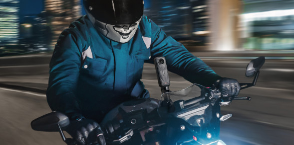 Экшн-камера Insta360 X5 Standard Bundle, Black