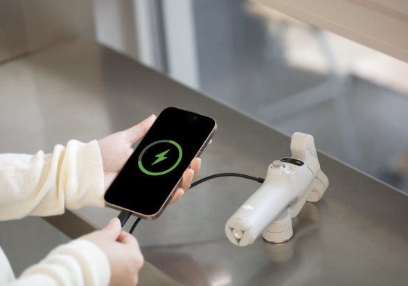 Электрический стабилизатор для смартфона DJI Osmo Mobile 7