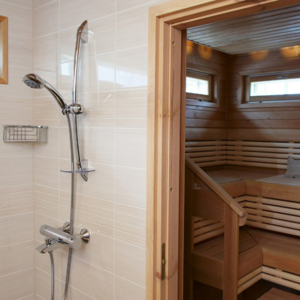 Cмеситель Oras Cubista для ванны и душа (2875)