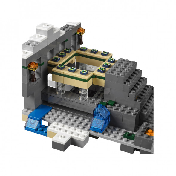 Конструктор LEGO Minecraft 21124 Портал в Край