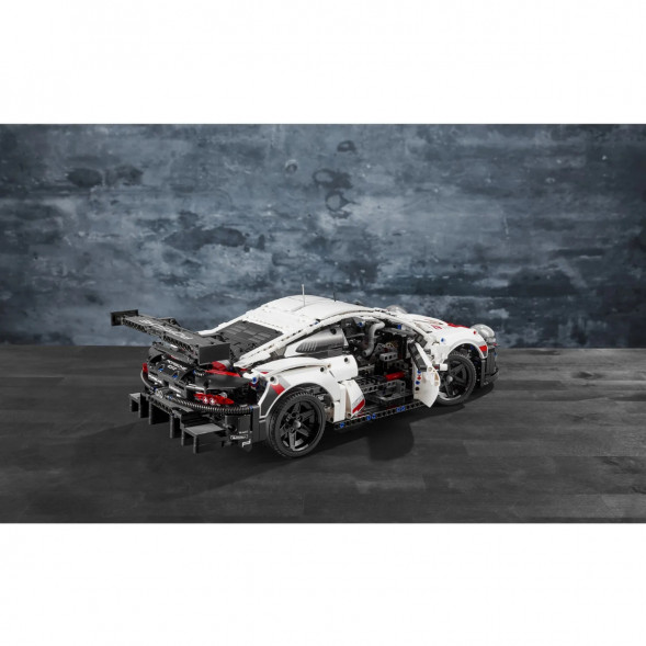 Конструктор LEGO Technic 42096 Porsche 911 RSR
