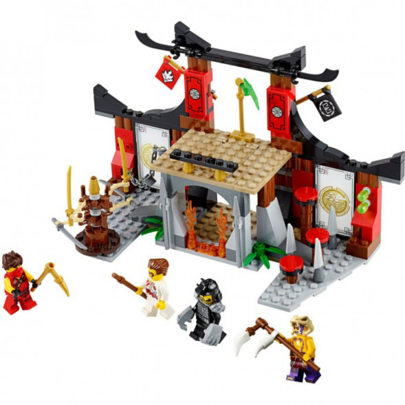 Конструктор LEGO Ninjago 70756 Решающее сражение Додзё в Казани